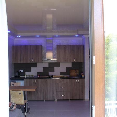 Oldbatumi Apartment Extérieur photo