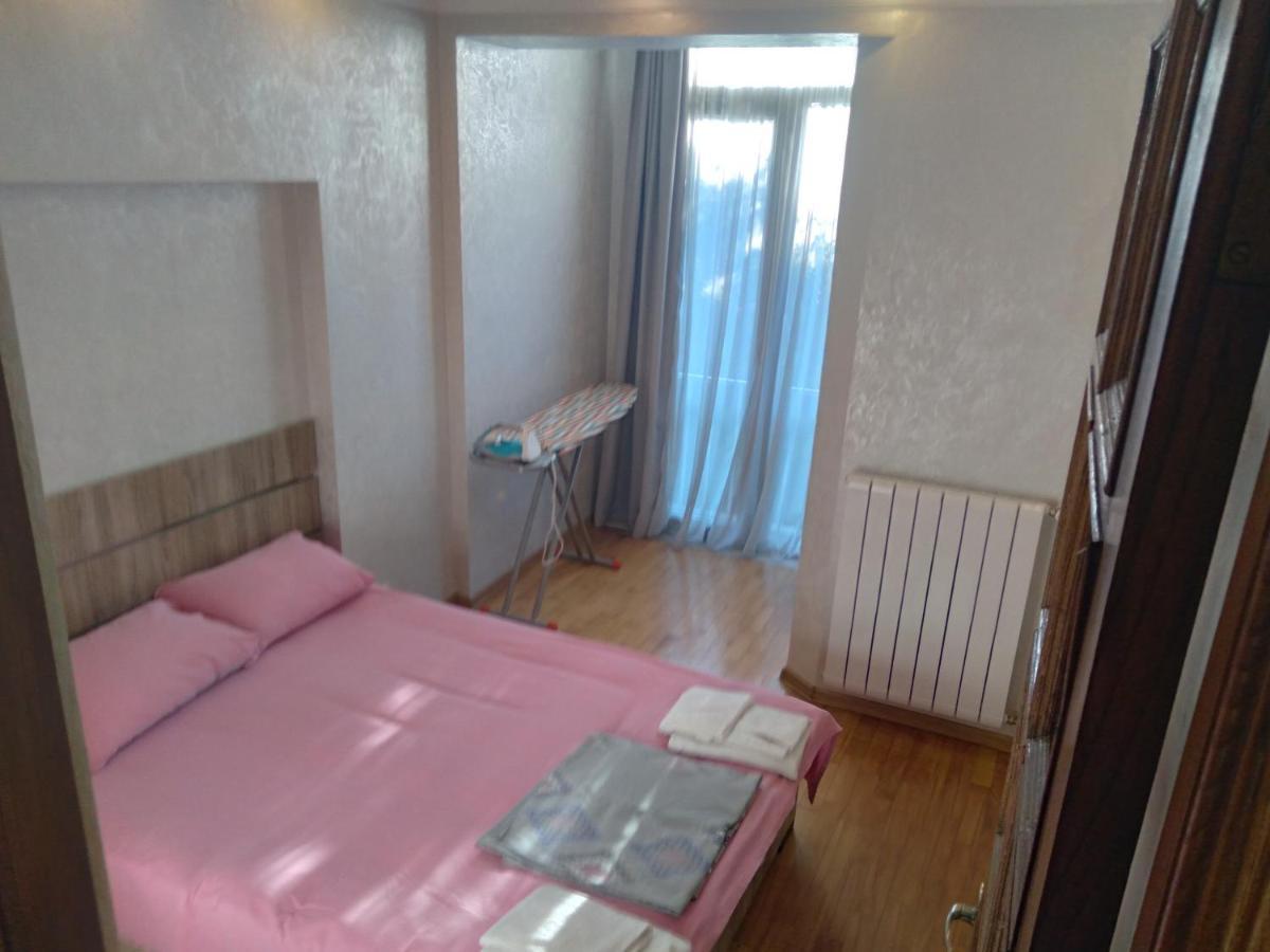 Oldbatumi Apartment Extérieur photo