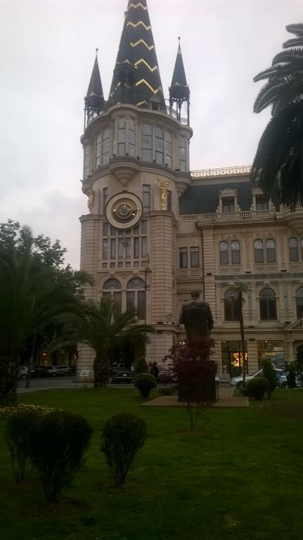 Oldbatumi Apartment Extérieur photo